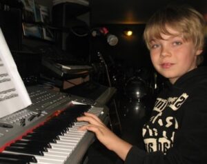 Bilder - Keyboardunterricht Münster-Keyboard lernen- Keyboard Keyboard spielen lernen, Keyboard lernen, Keyboardunterricht Münster,Keyboardlehrer,