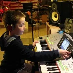 NEWS 2021 Gratis Schnupperstunde – Keyboardunterricht in Münster 2 http://www.musikschule-motet.de/Unterricht-Muenster-Musikschule-Private-Musikschule-Musikunterricht-Musikschule-Muenster.jpg