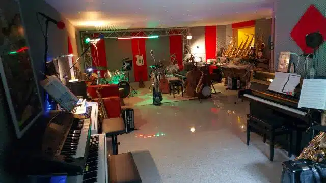 Keyboardunterricht in Münster - Keyboard lernen Münster 2 Keyboardunterricht in Münster - Keyboard lernen Münster 1