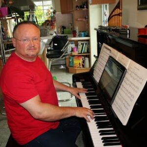 Unsere Lehrer 3 lavierunterricht_in_muenster_keyboardschule_keyboard_lernen_keyboard_spielen_lernen_keyboardlehrer