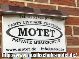 Keyboardunterricht-Muenster-Musikschule-Musikunterricht-in-Muenster-Motet